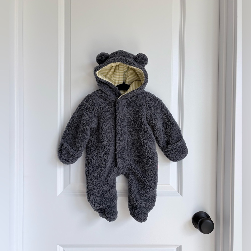 🧲Magnetic Me Slate Grey Minky Pram Bunting with Yellow Stripes
